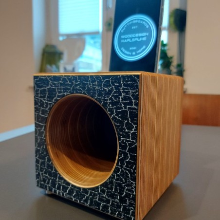 WOODSPEAKER, AWG-2000_10, HANDMADE, DIESE OPTISCHEN KLANGGEBER FÜR ALLE GÄNGIGEN SMARTPHONES SIND ÜBERALL EIN HINGUCKER.